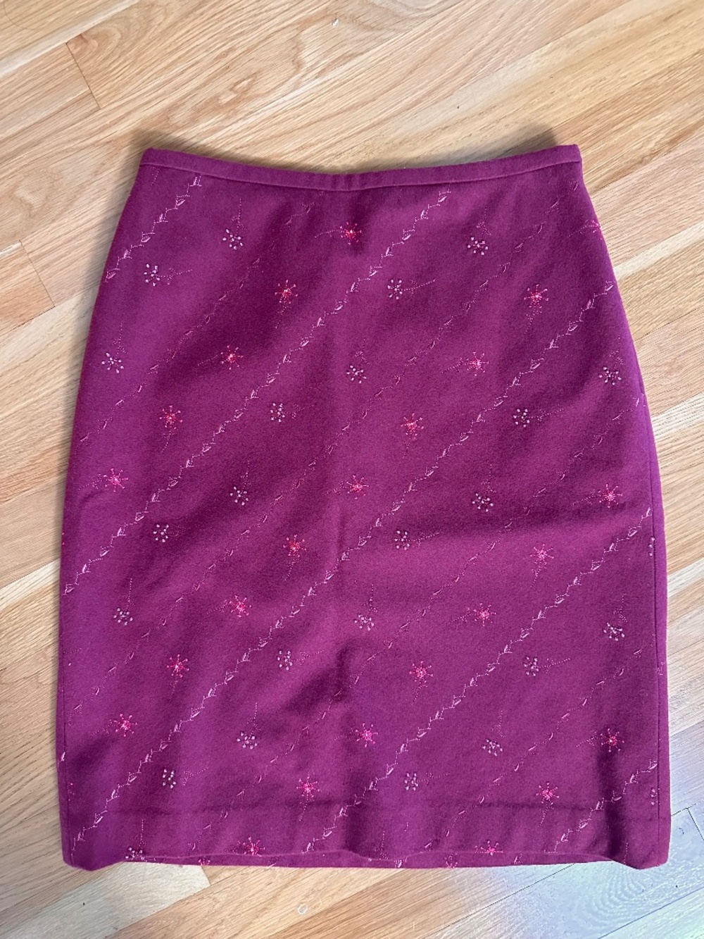 Ann Taylor maroon wool pencil skirt 2P NWOT